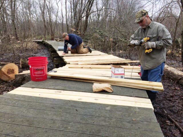 Calamus Swamp: Repairing damaged boardwalk